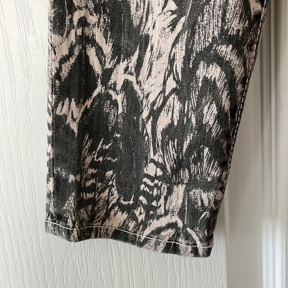 EUC True Religion jeans - Picture 6 of 12